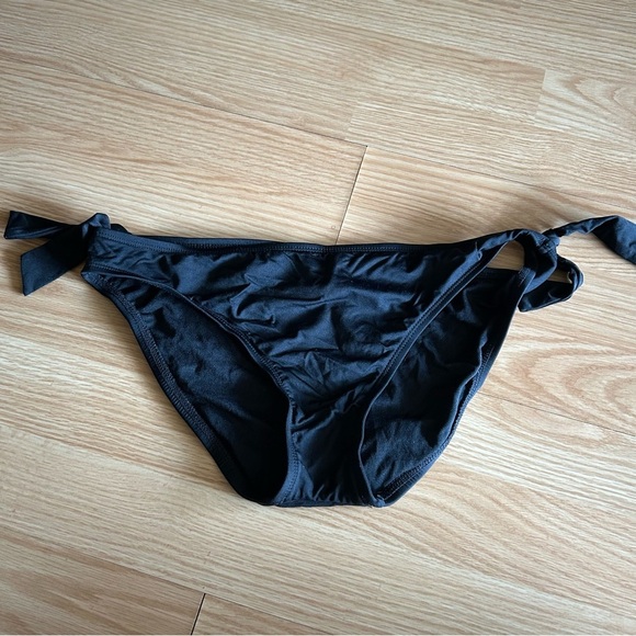Mossimo Supply Co. Black Hipster Bikini Bottom Medium - Picture 1 of 6